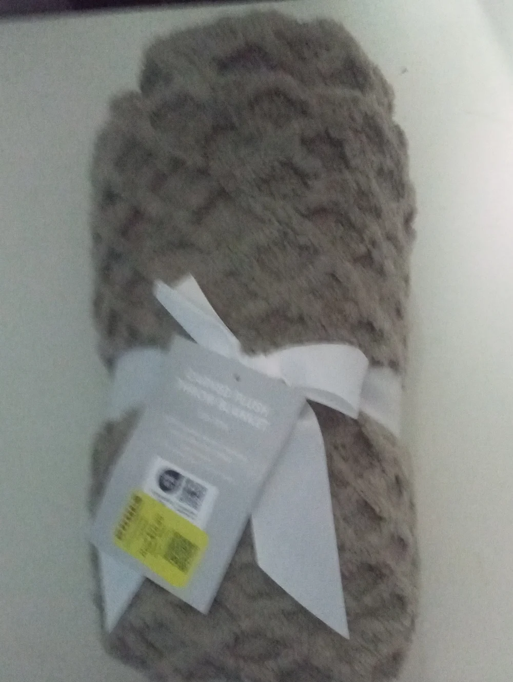 Plush Faux Fur Throw Blanket NWT $44.99 Cathay Home Taupe Brown